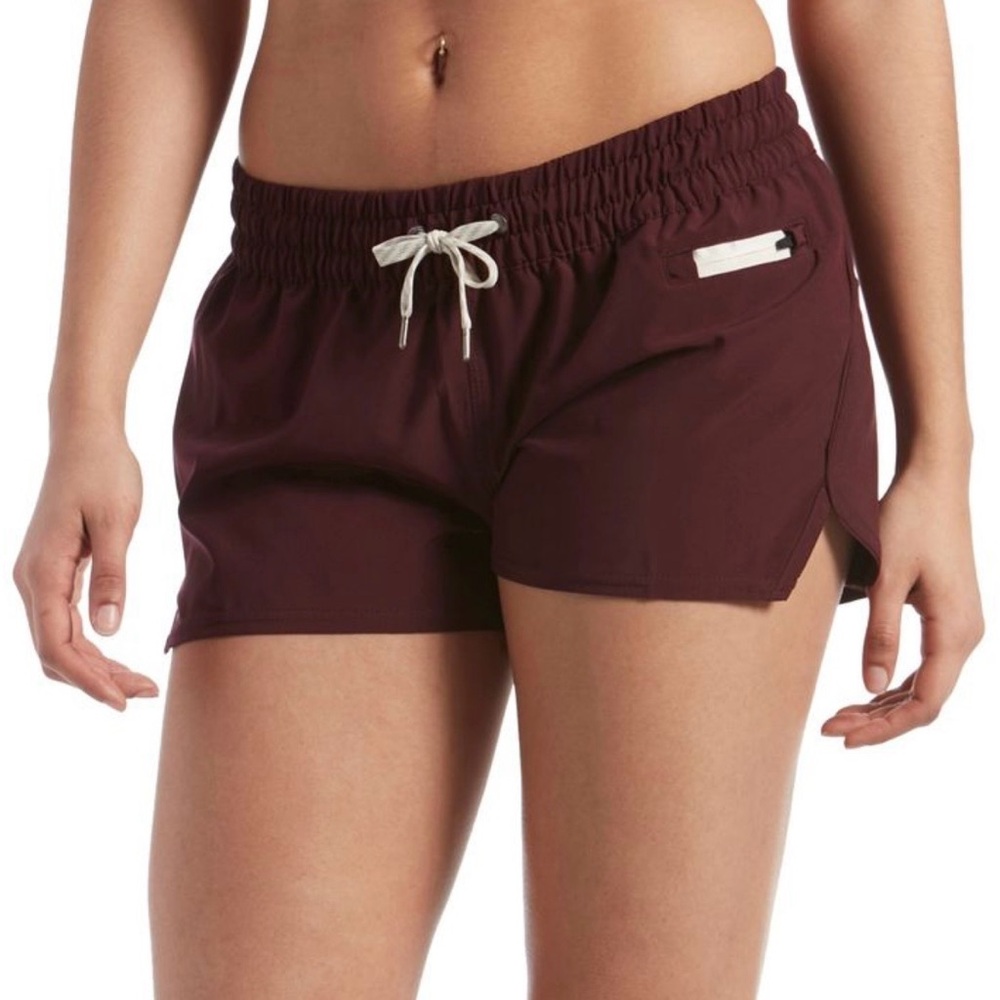 Vuori Women's Athletic Shorts in Burgundy (cerise)